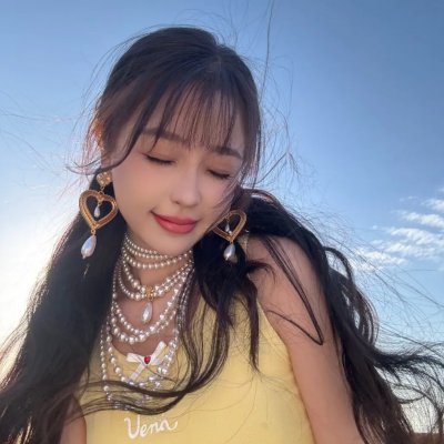 穿越成反派，我拒交兵权